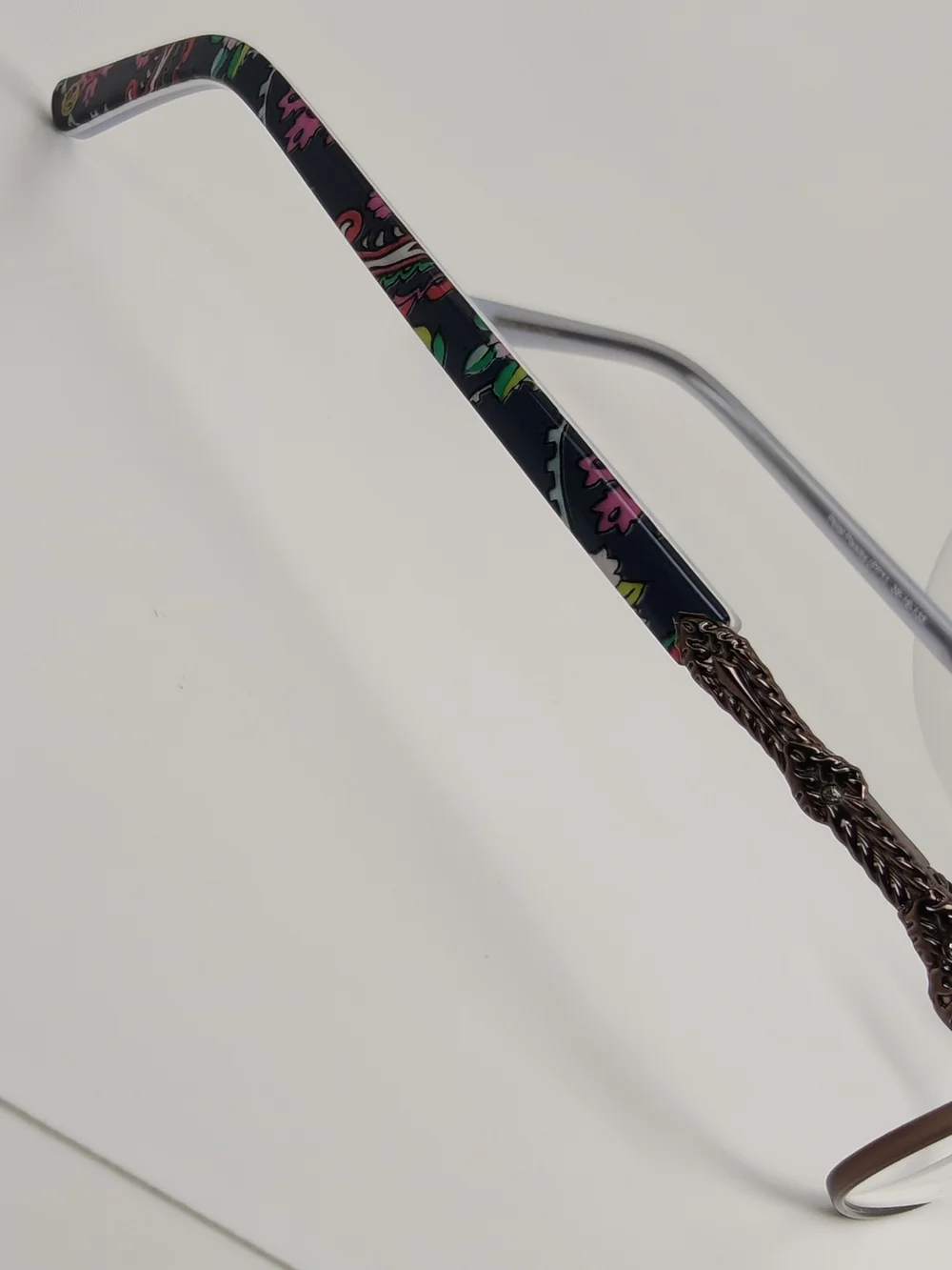 Vera Bradley Greta. Bronze Metal Eyeglass Frames. Petal Paisley